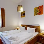 Strandnahe Fewos Mit 2 Schlafzimmern Und Balkon, Residenz Prorer Wiek, Binz