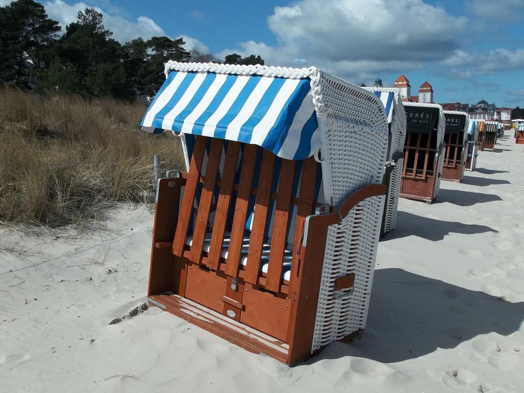 Strandnahe Fewos Mit 2 Schlafzimmern Und Balkon, Residenz Prorer Wiek, *