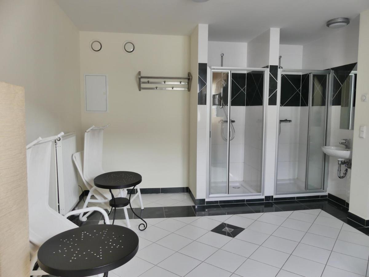 Strandnahe Fewos Mit 2 Schlafzimmern Und Balkon, Residenz Prorer Wiek,